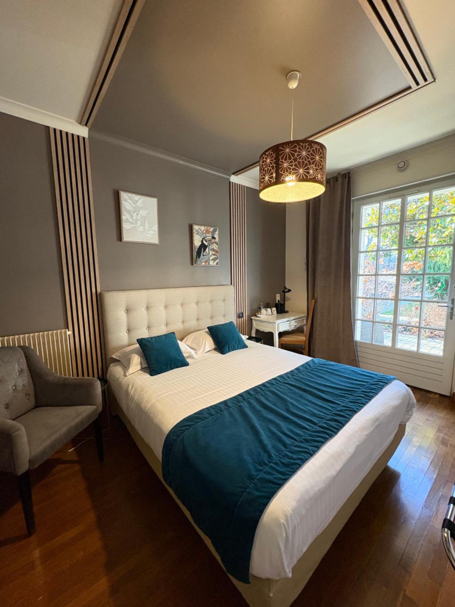 Hotel La Vinaigrerie Logis Joinville Exterior photo